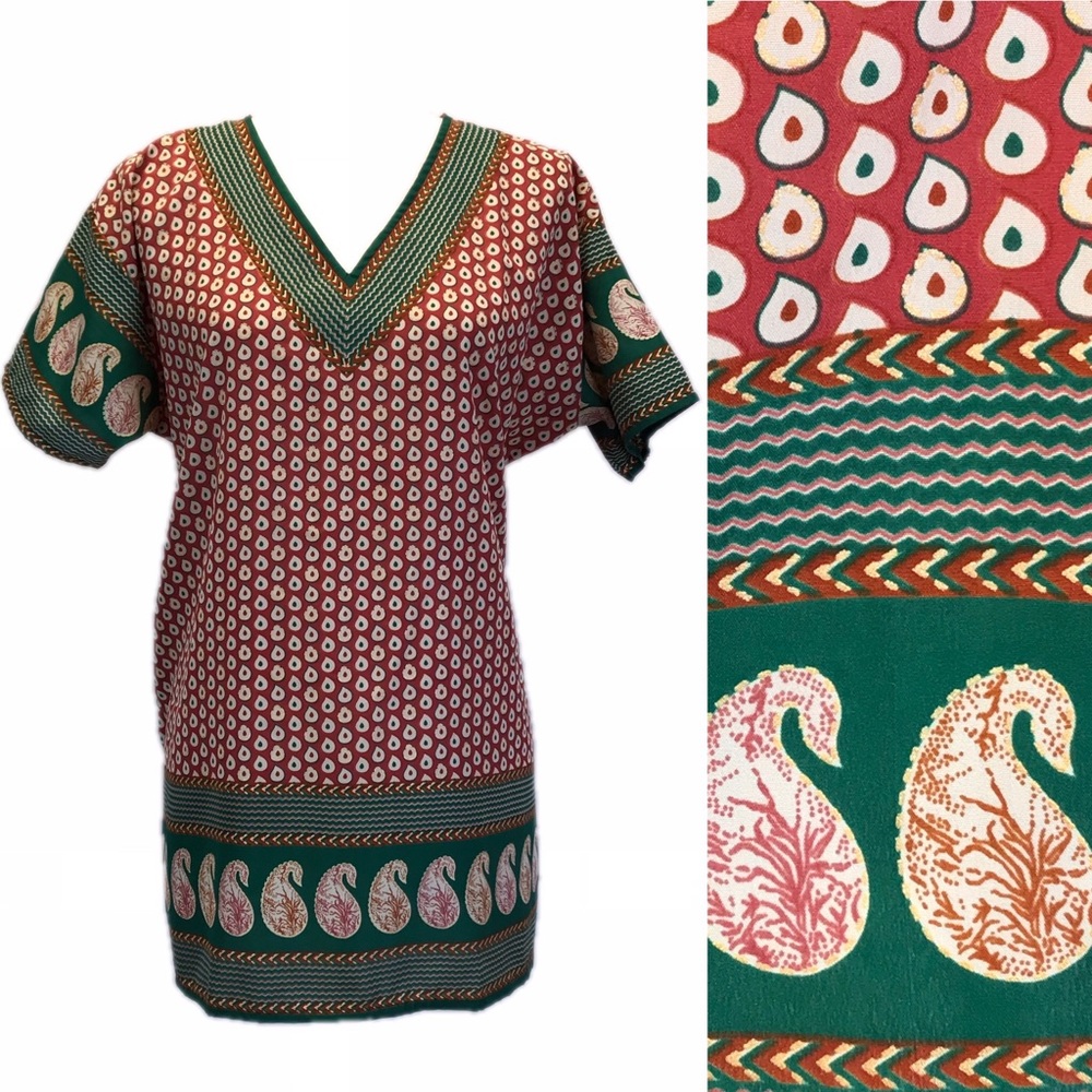 NWT Green/Red/Cream V-neck Tunic Blouse